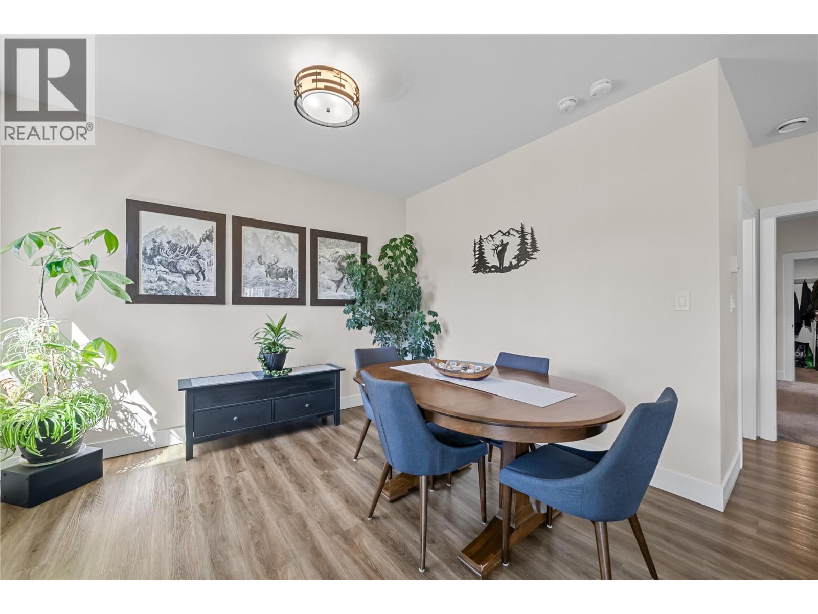 3456 18 Avenue NE - 46