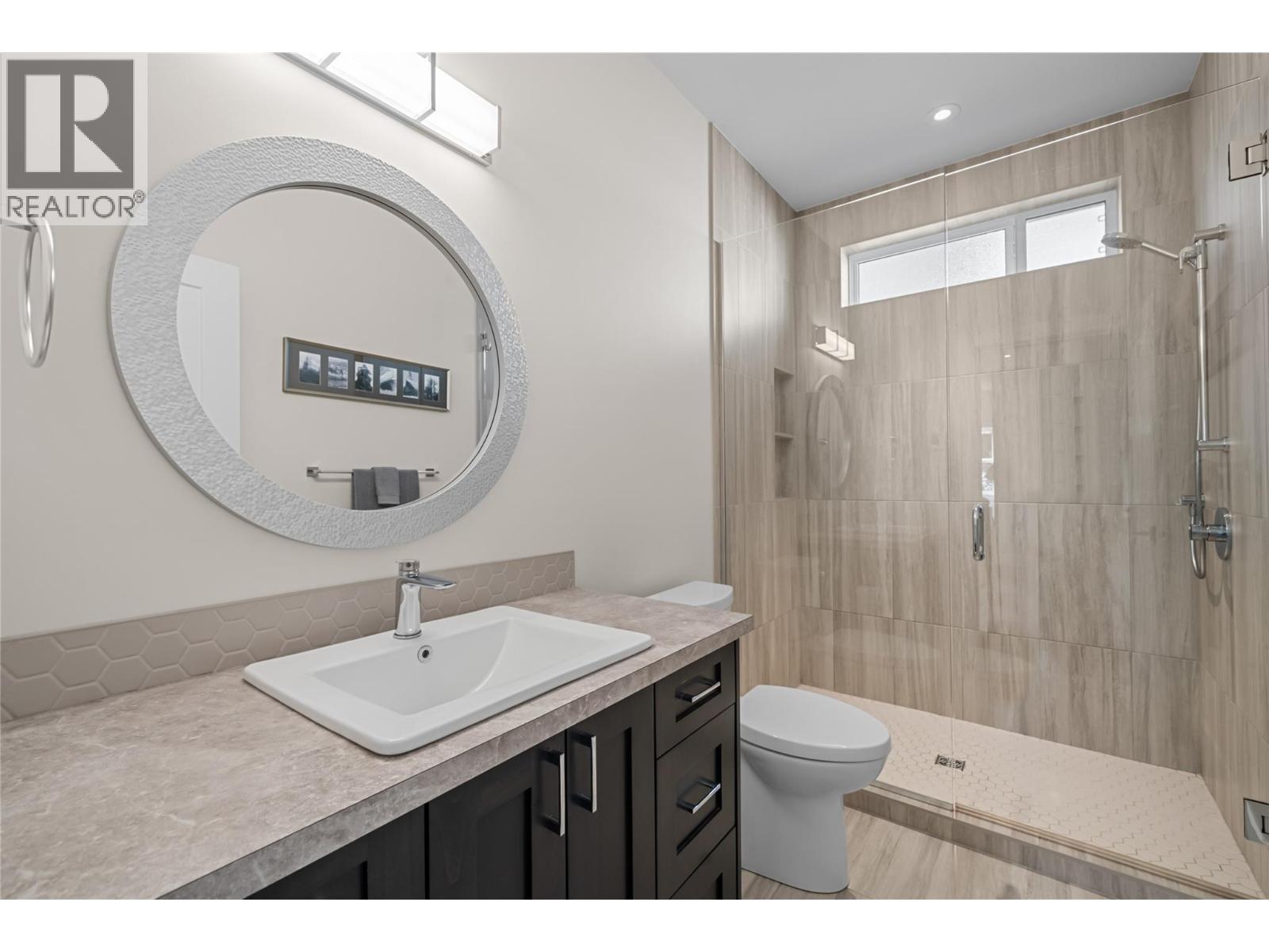  3456 18 Avenue Northeast, Salmon Arm