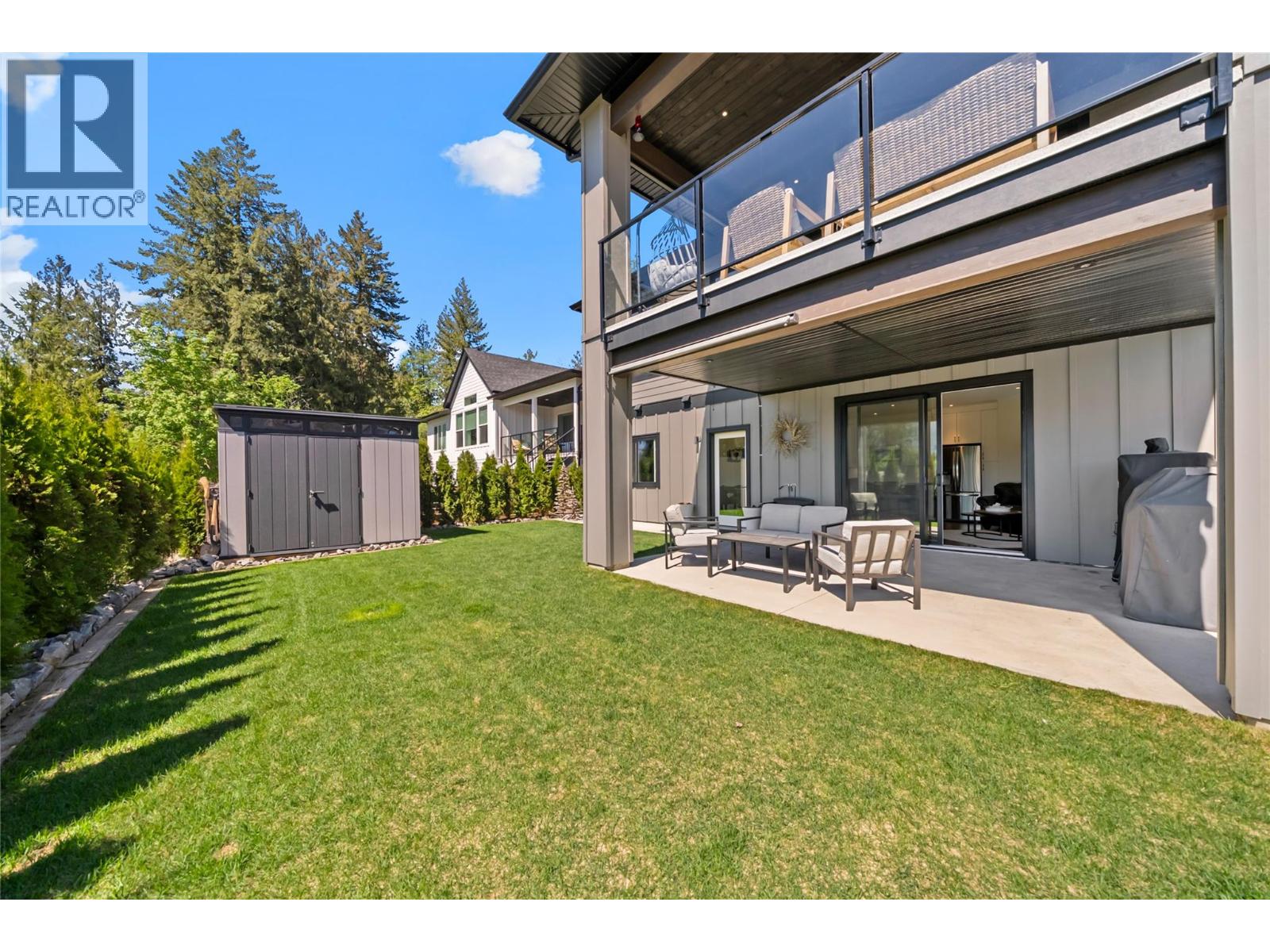 3456 18 Avenue NE - 55