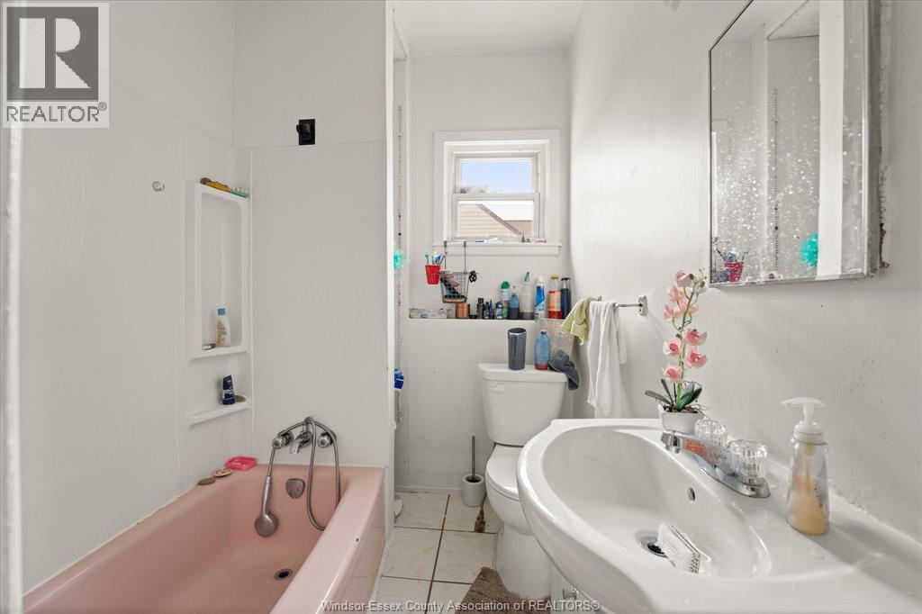 2391 CADILLAC, Windsor, Ontario, N8W3Y3 — Photo 14