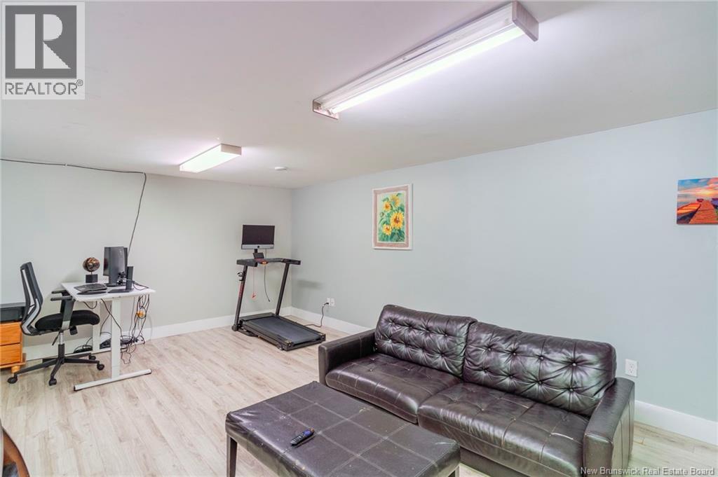245 Brian Road - 38