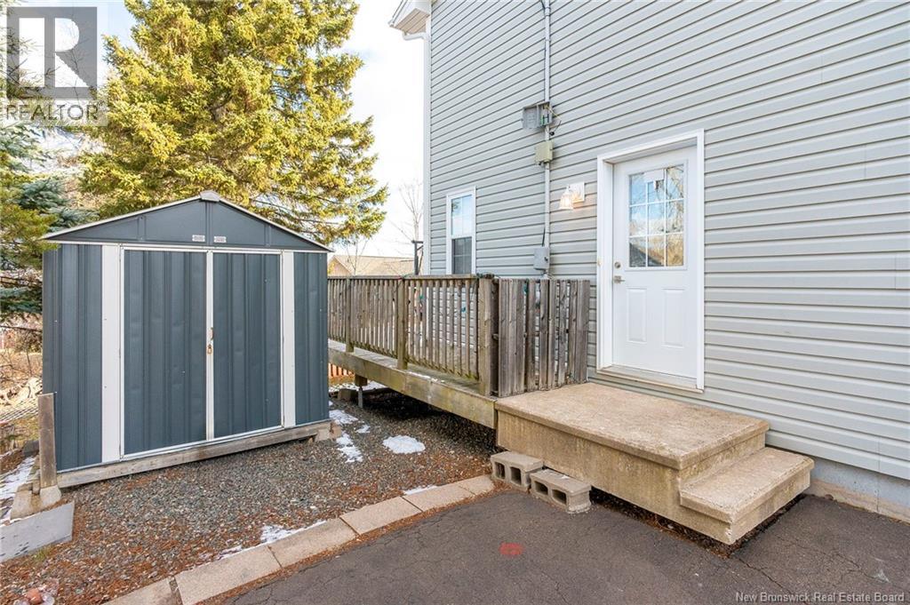 245 Brian Road - 40