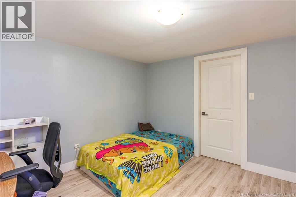 245 Brian Road - 37