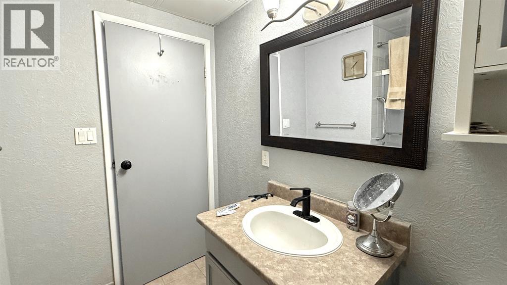 3355 SANDWICH STREET Unit# 304, Windsor, Ontario, N9C1B2 — Photo 14