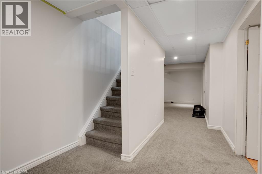 26 TELFER Court, Cambridge, Ontario, N1T1G3 — Photo 32