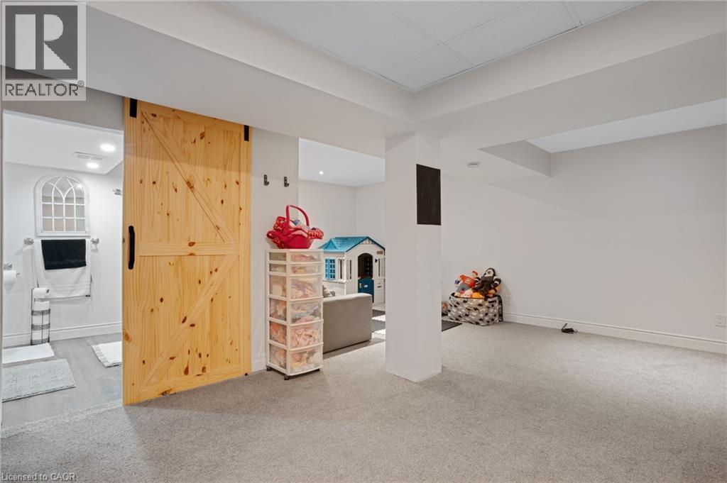 26 TELFER Court, Cambridge, Ontario, N1T1G3 — Photo 33