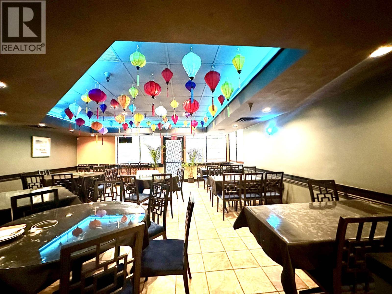 Business for Sale in Vancouver – 2044 W 41ST AVENUE, Vancouver - Image 6