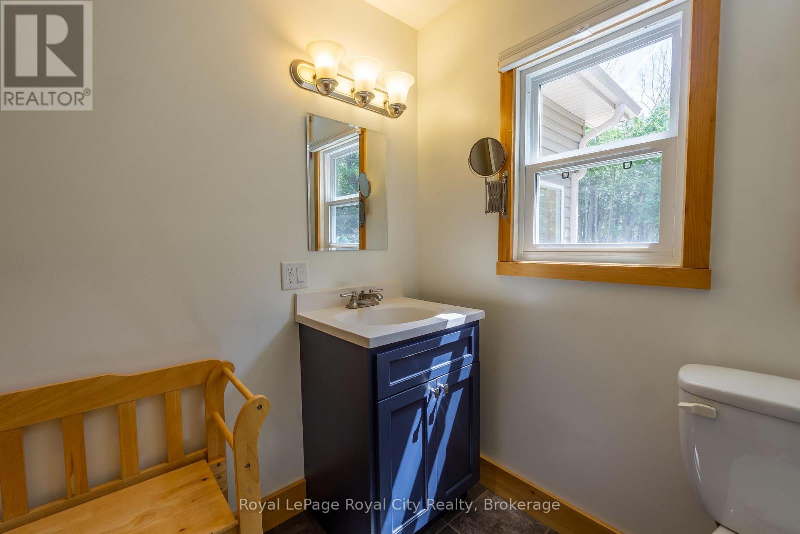 48 HEAD STREET - 12
