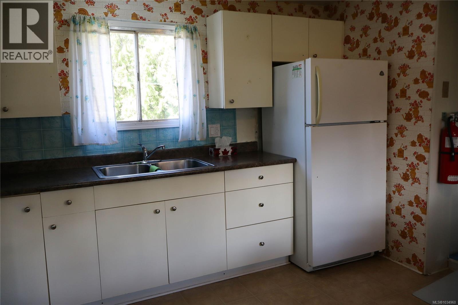 #73 7281 Klakish Pl - 13