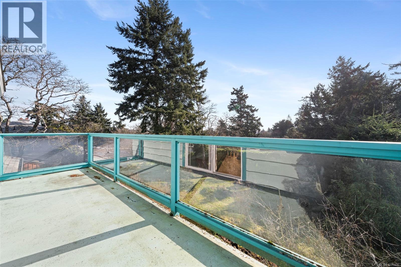  227 Suzanne Place, View Royal