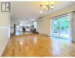 Bath (# pieces 1-6) - 96 Nassau St., Charlottetown, PE C1A7W1 Photo 14