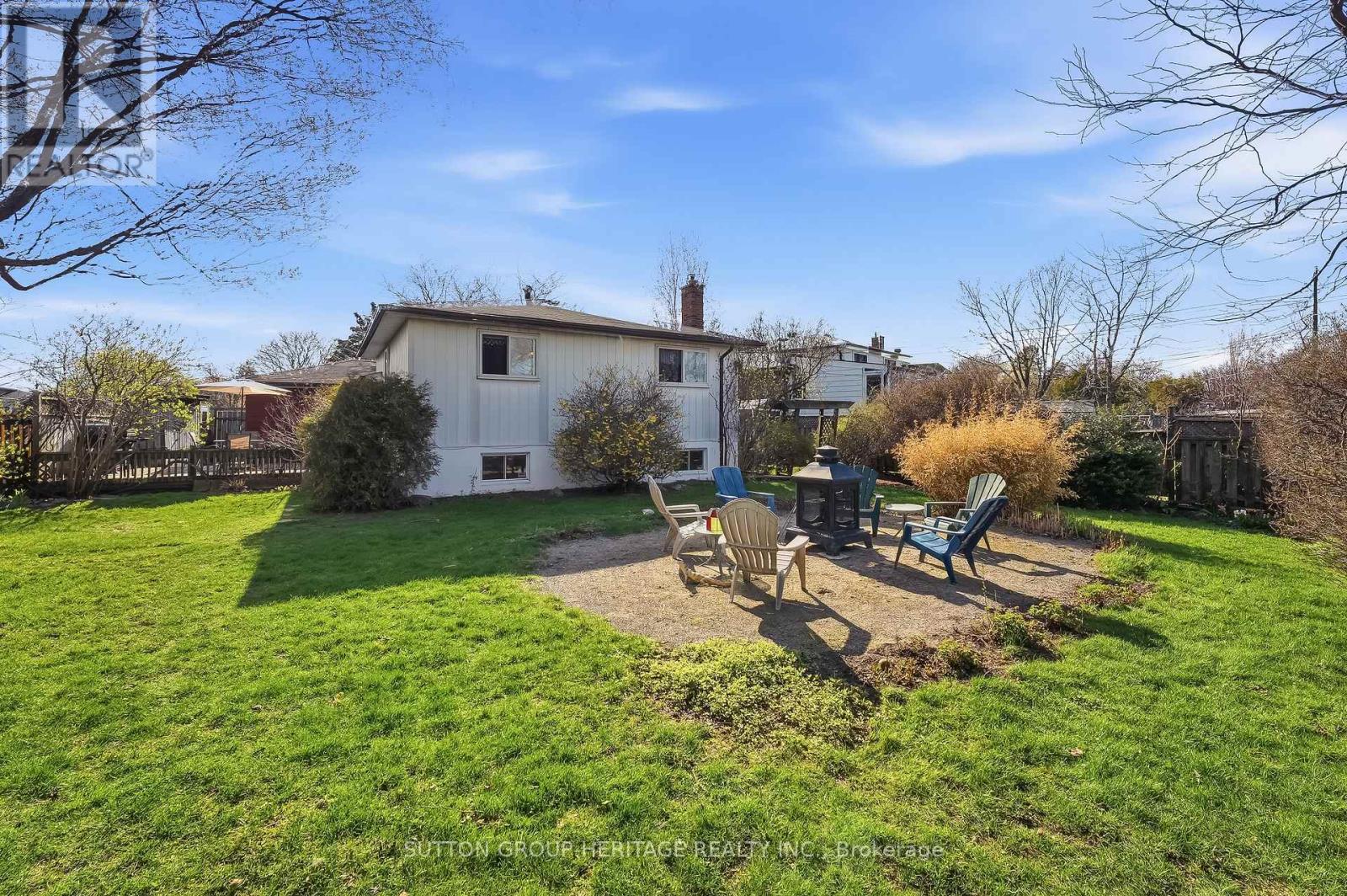 35 ALBERY CRESCENT - 42