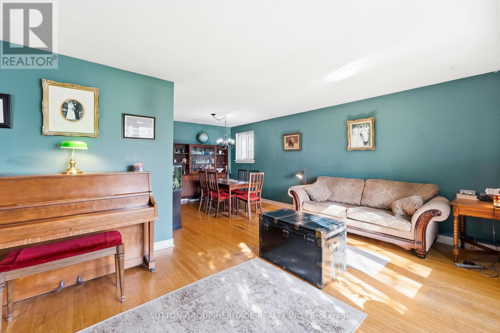 35 ALBERY CRESCENT - 5
