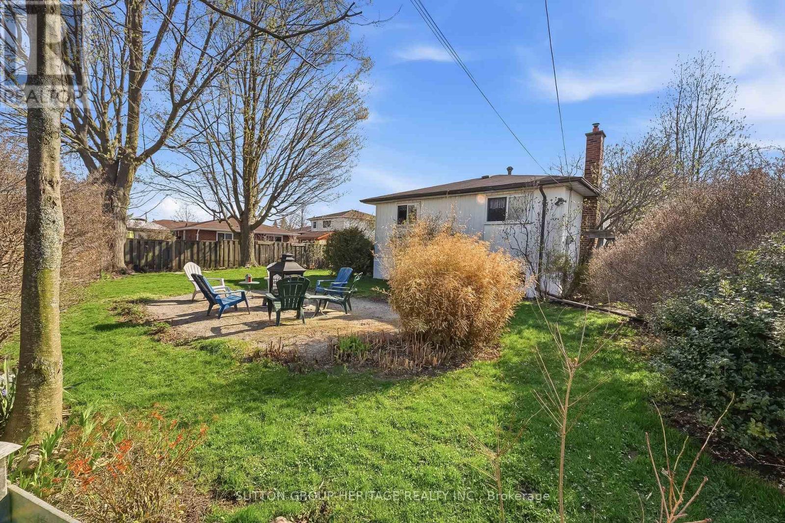 35 ALBERY CRESCENT - 40