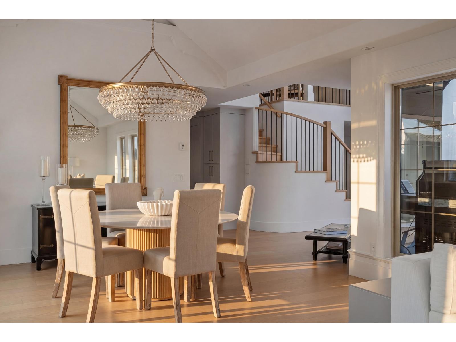 House in Surrey - Image 5