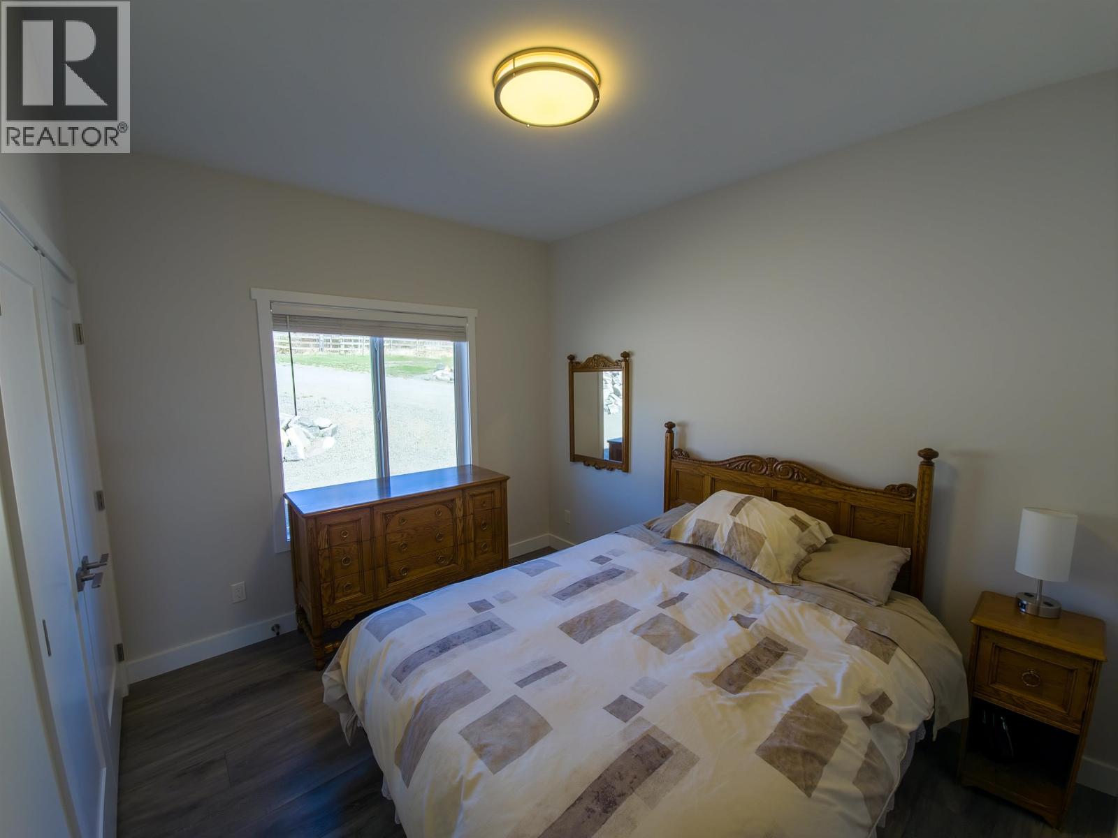 7155 GROSSETT ROAD - 32