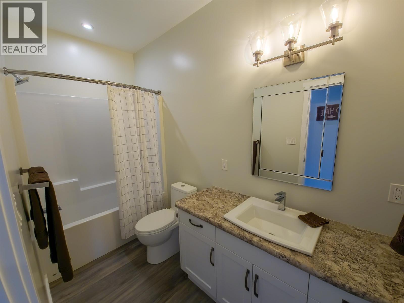 7155 GROSSETT ROAD - 35