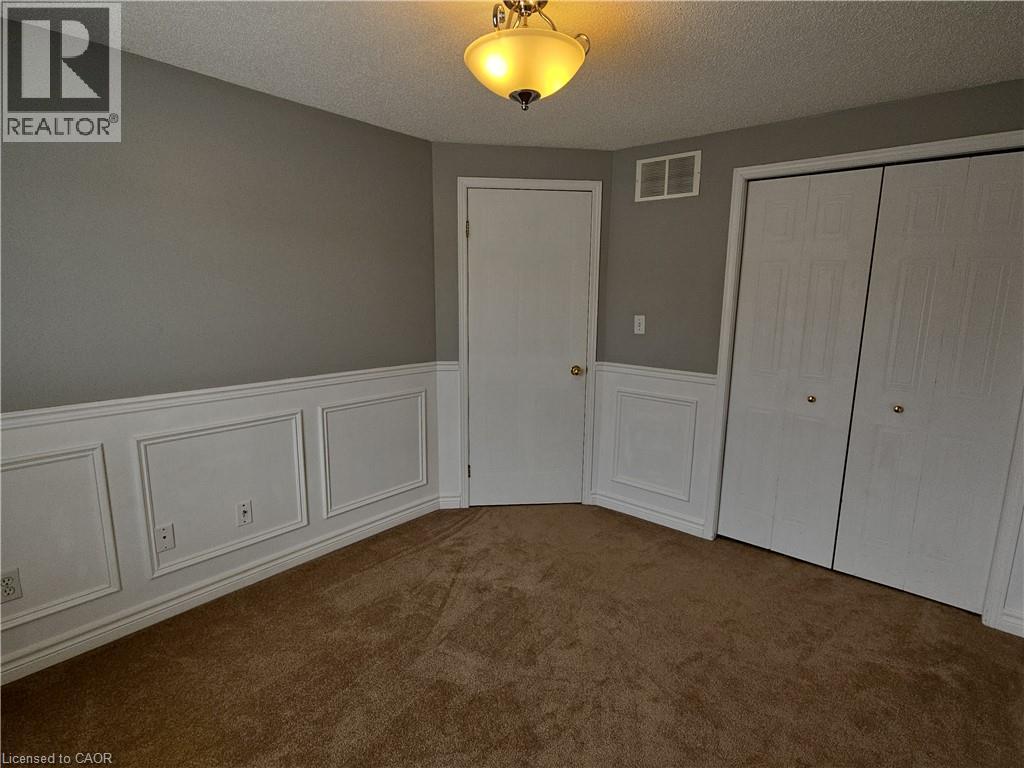 712 ANGLER Way, Waterloo, Ontario, N2K4L6 — Photo 17
