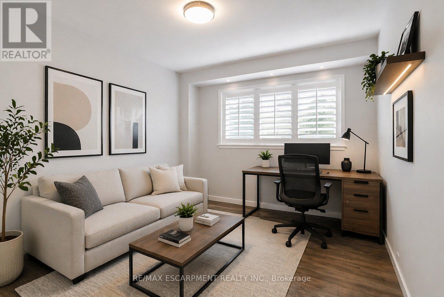 5 ALBERT STREET E - 18