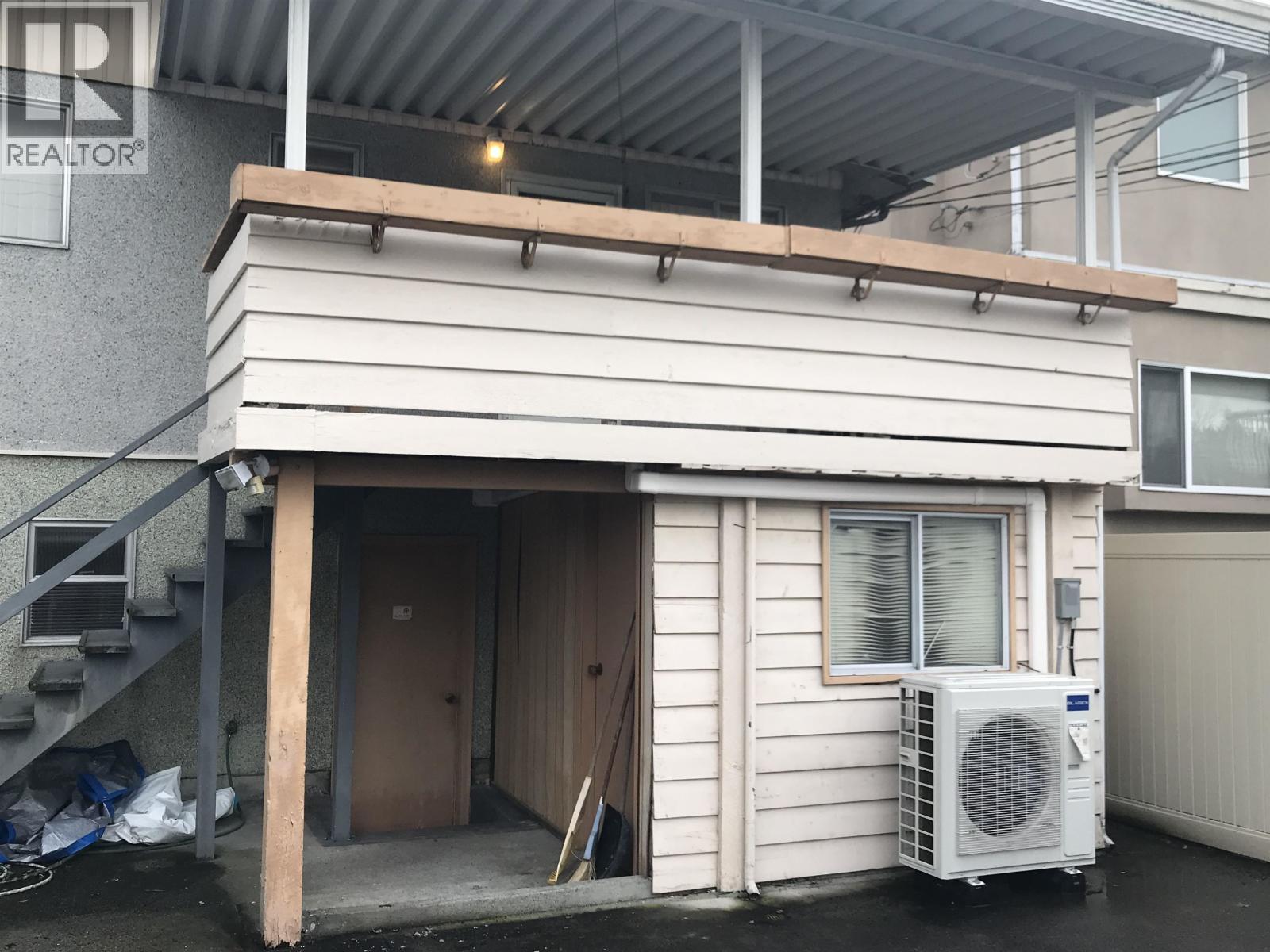 5771 SHERBROOKE STREET, Vancouver