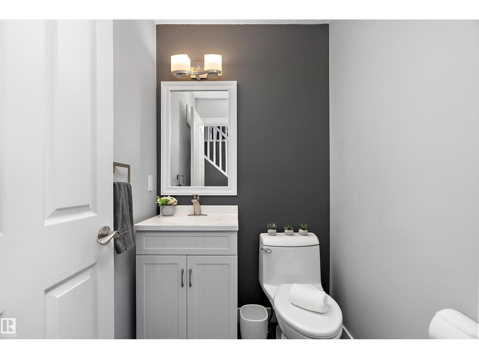 1223 117 ST NW, Edmonton