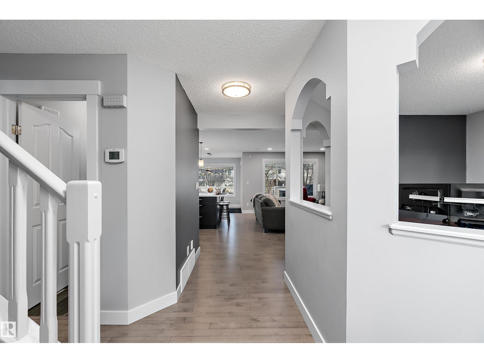 1223 117 ST NW, Edmonton
