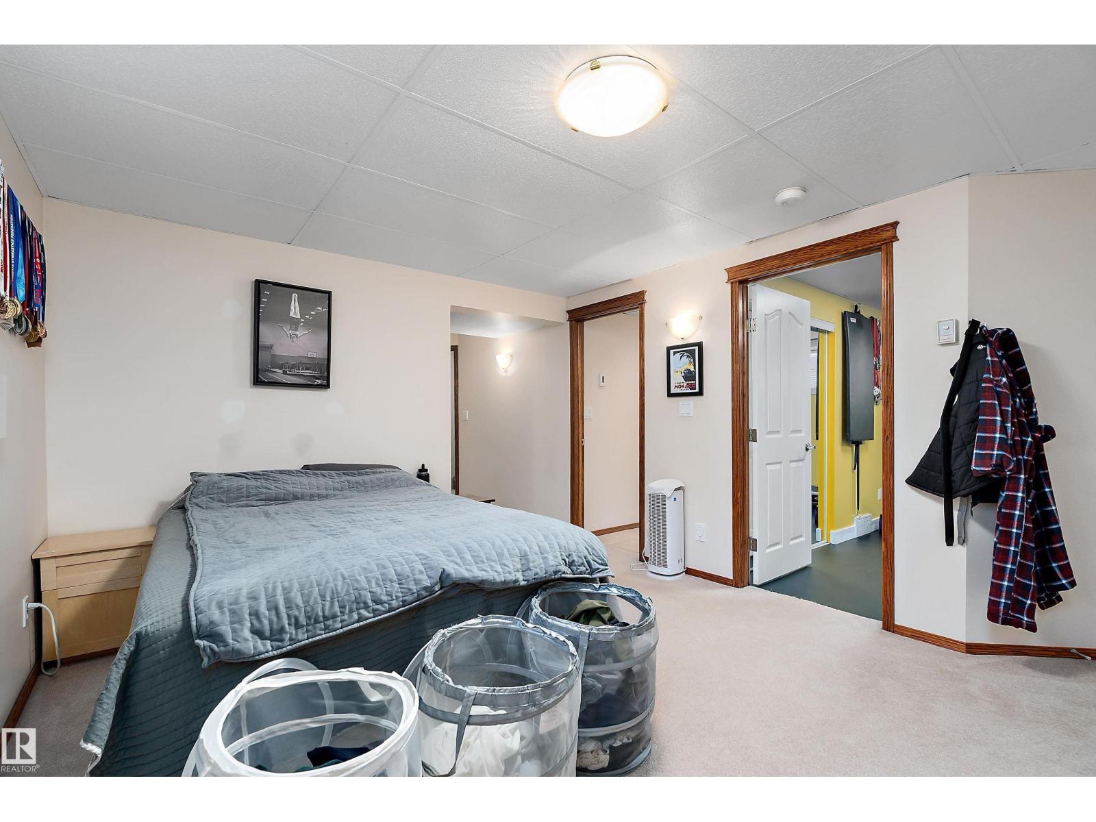 1223 117 ST NW, Edmonton
