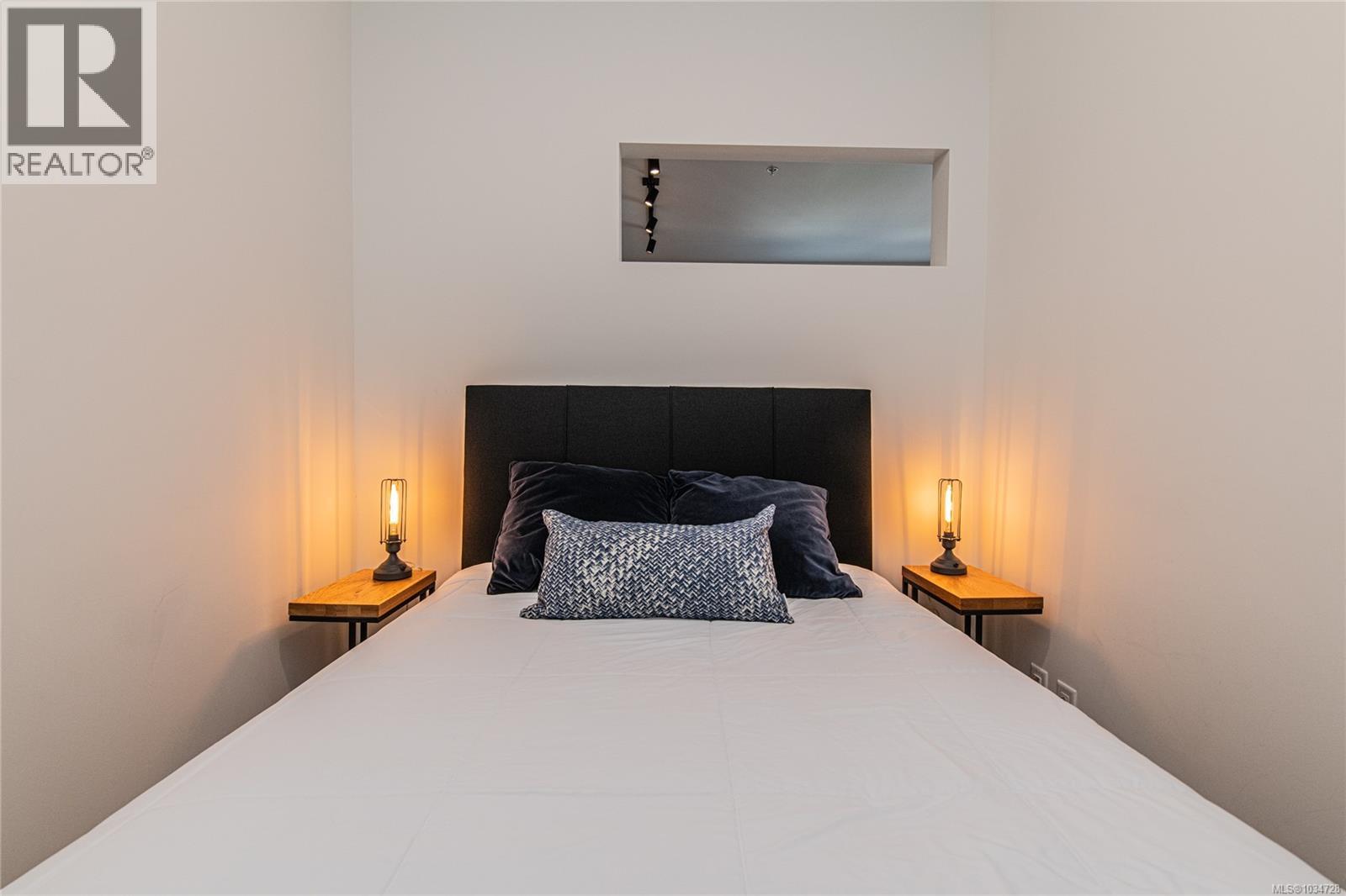 506 515 Chatham Street, Victoria