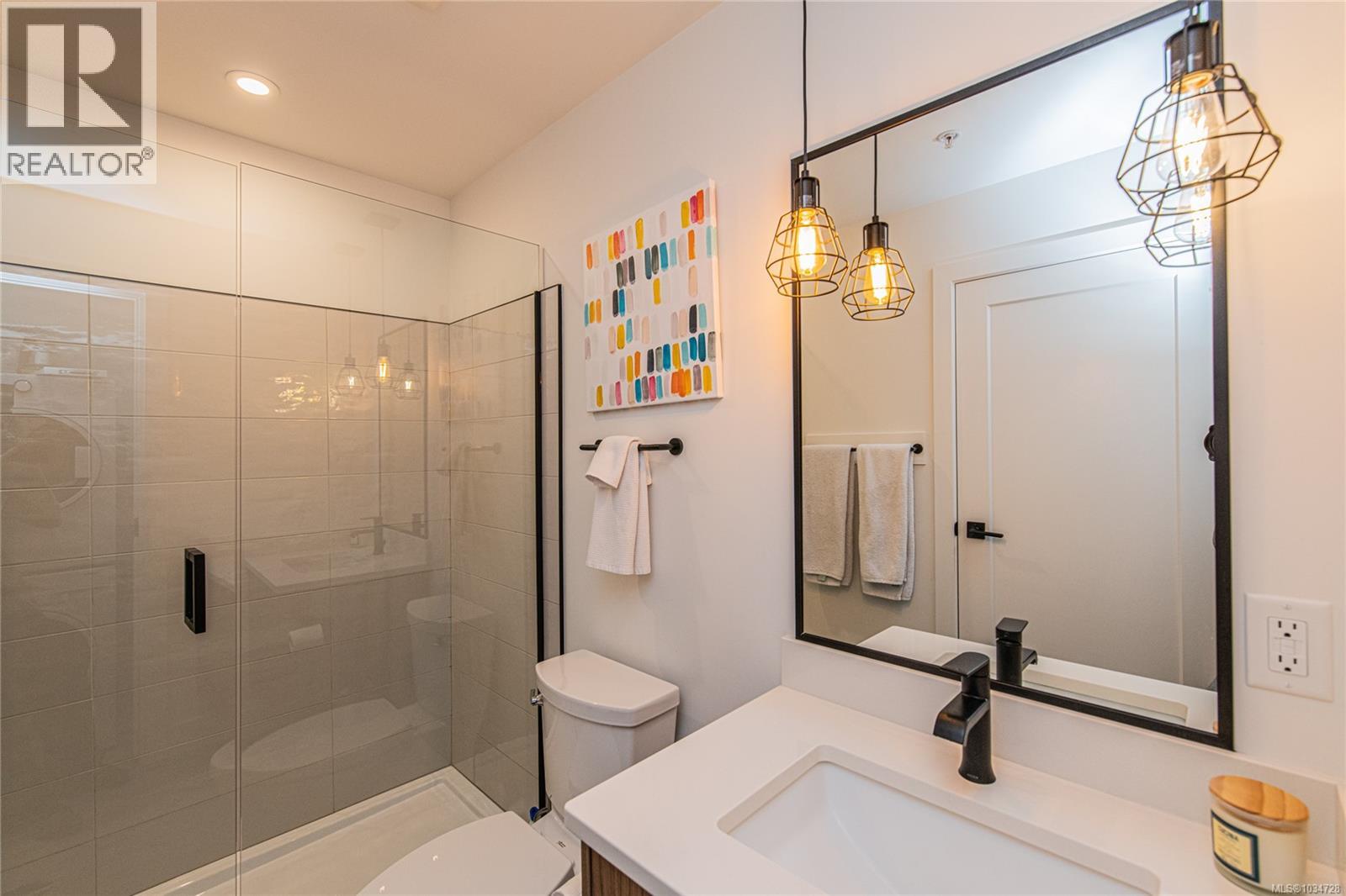 #506 515 Chatham St - 16