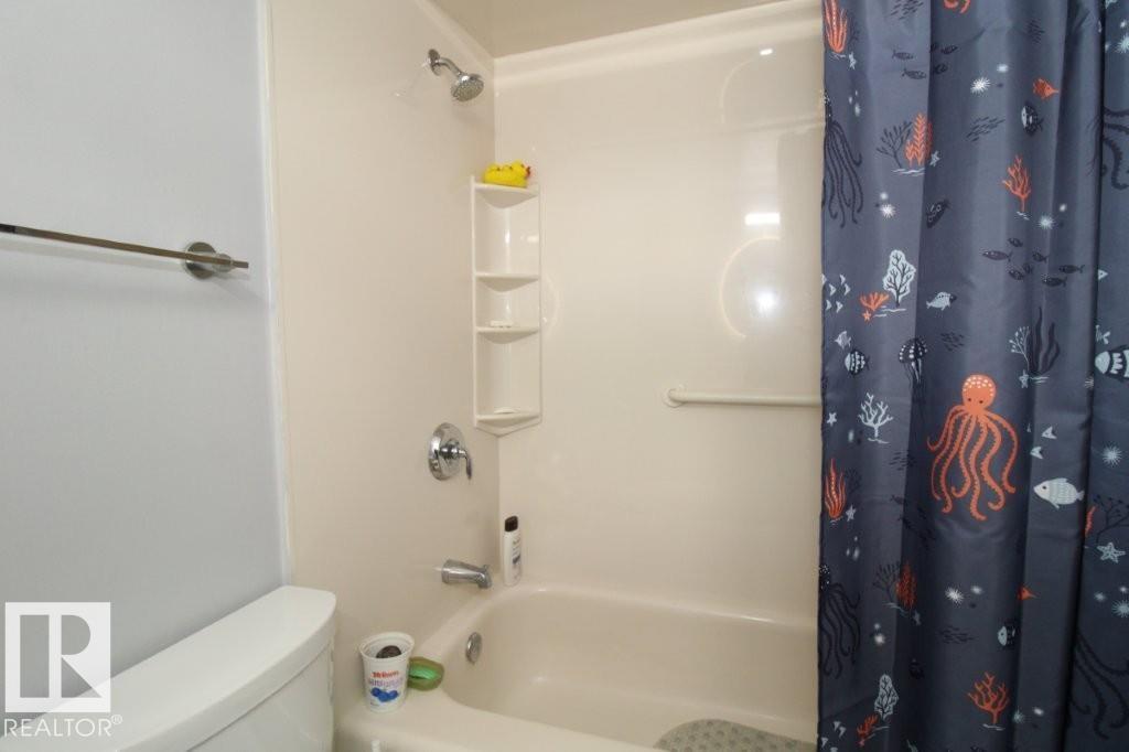 #104 1620 48 st NW NW - 9