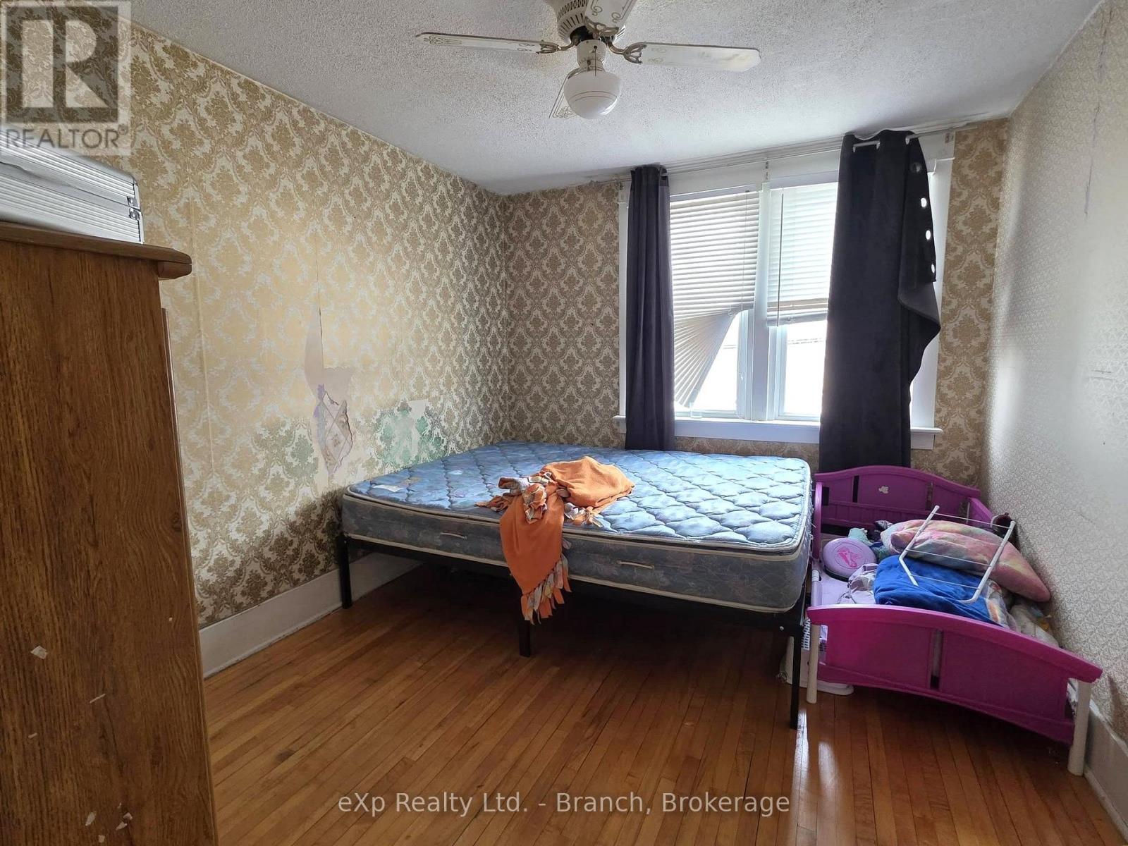 63 MAPLE STREET N - 13