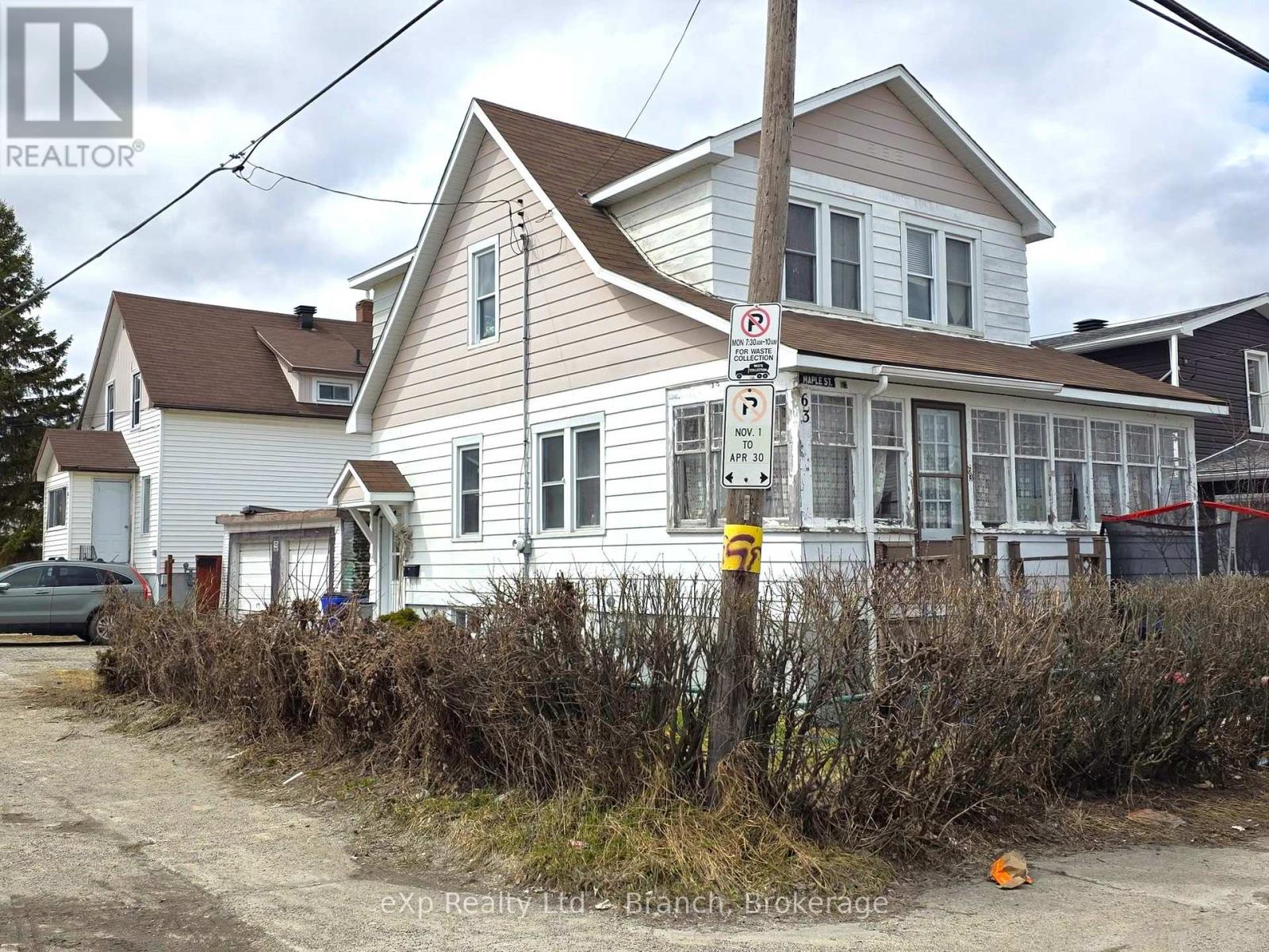 63 MAPLE STREET N - 4