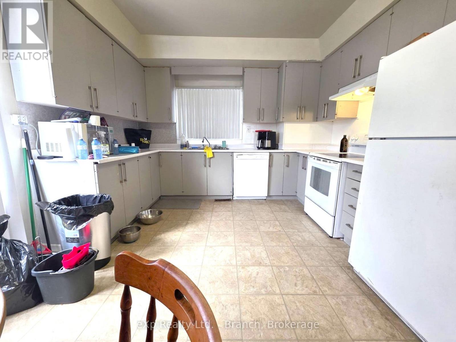 63 MAPLE STREET N - 7