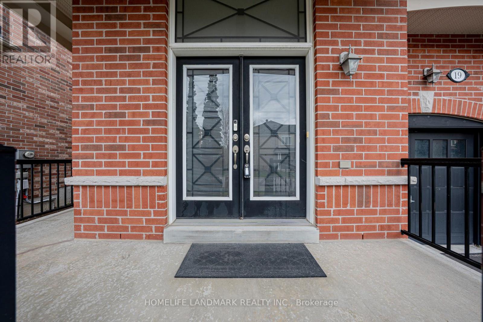 19 DARLET AVENUE - 2