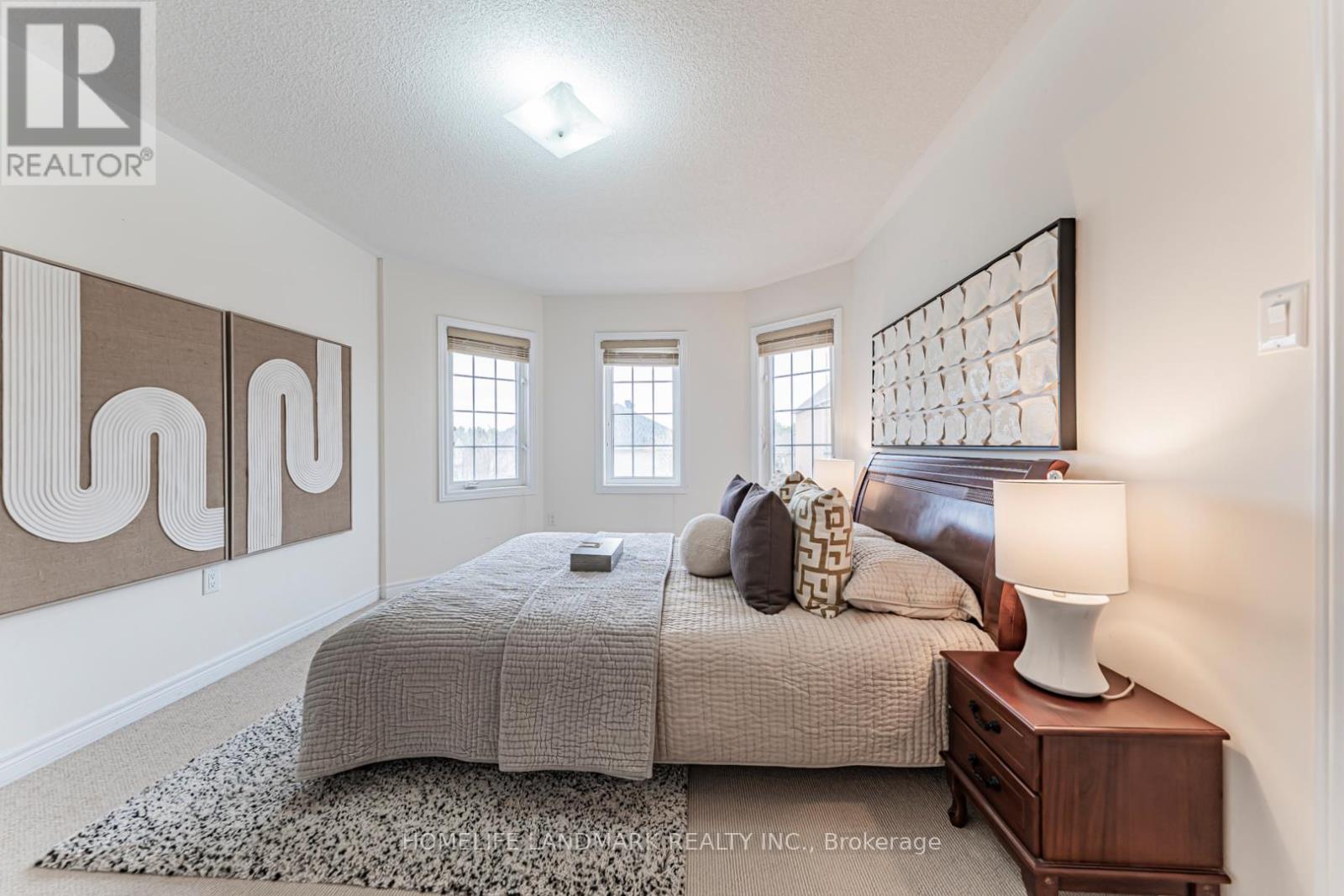 19 DARLET AVENUE - 23
