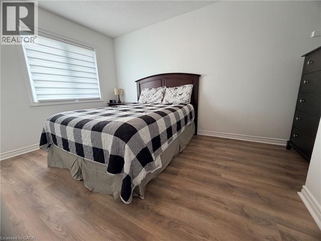 264 LANGLAW Drive, Cambridge, Ontario, N1P1B7 — Photo 12