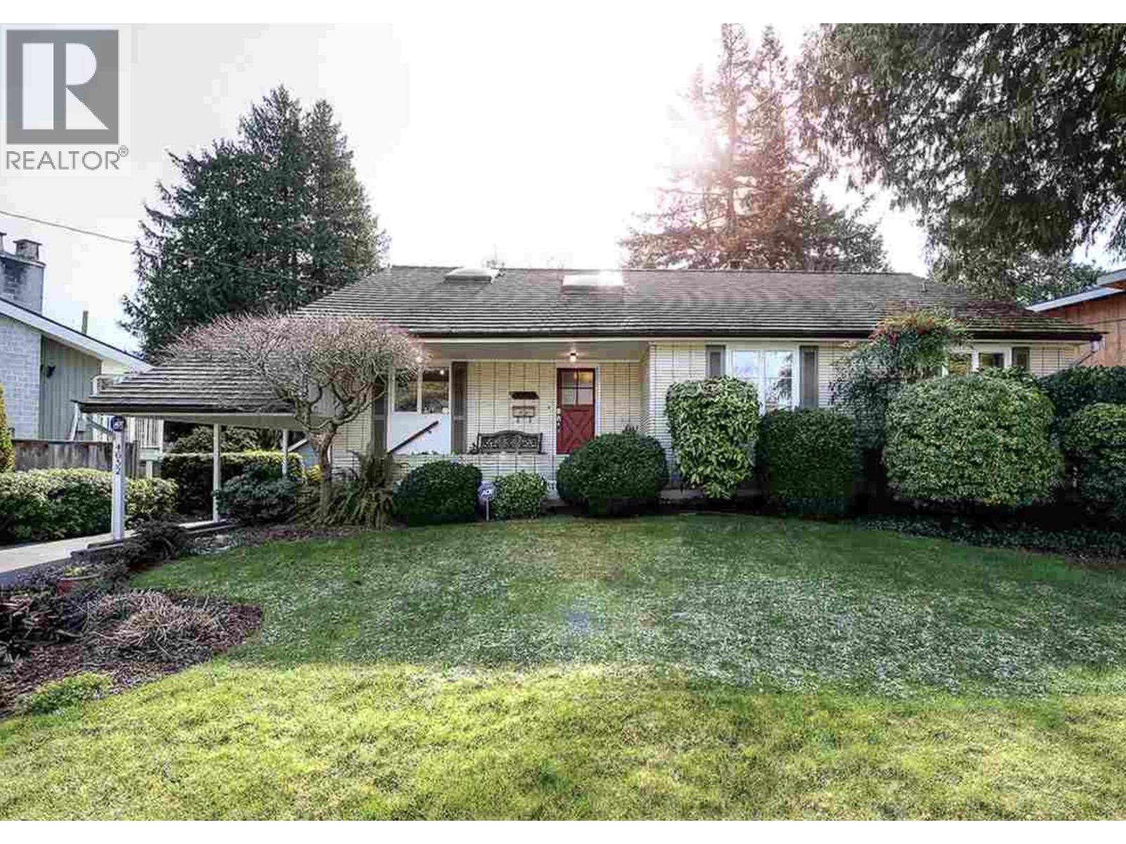 4652 WESLEY DRIVE