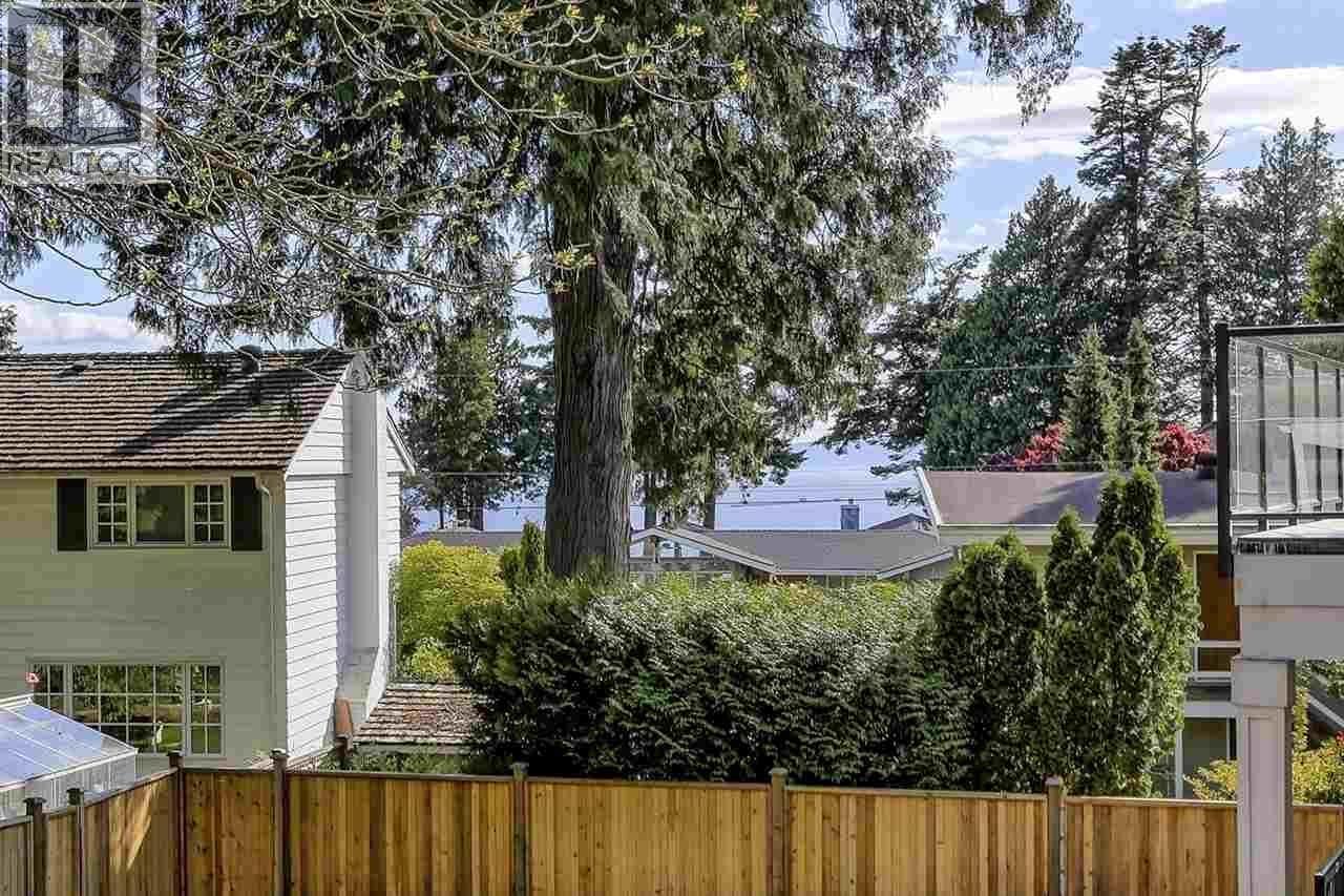 4 Bed, 3 Bath House for Sale in Delta – 4652 WESLEY DRIVE, Delta - Image 29