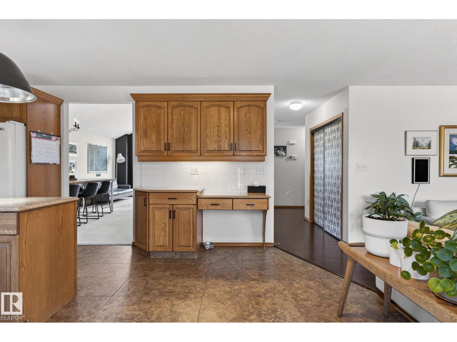 22 WESTPARK RD, Fort Saskatchewan