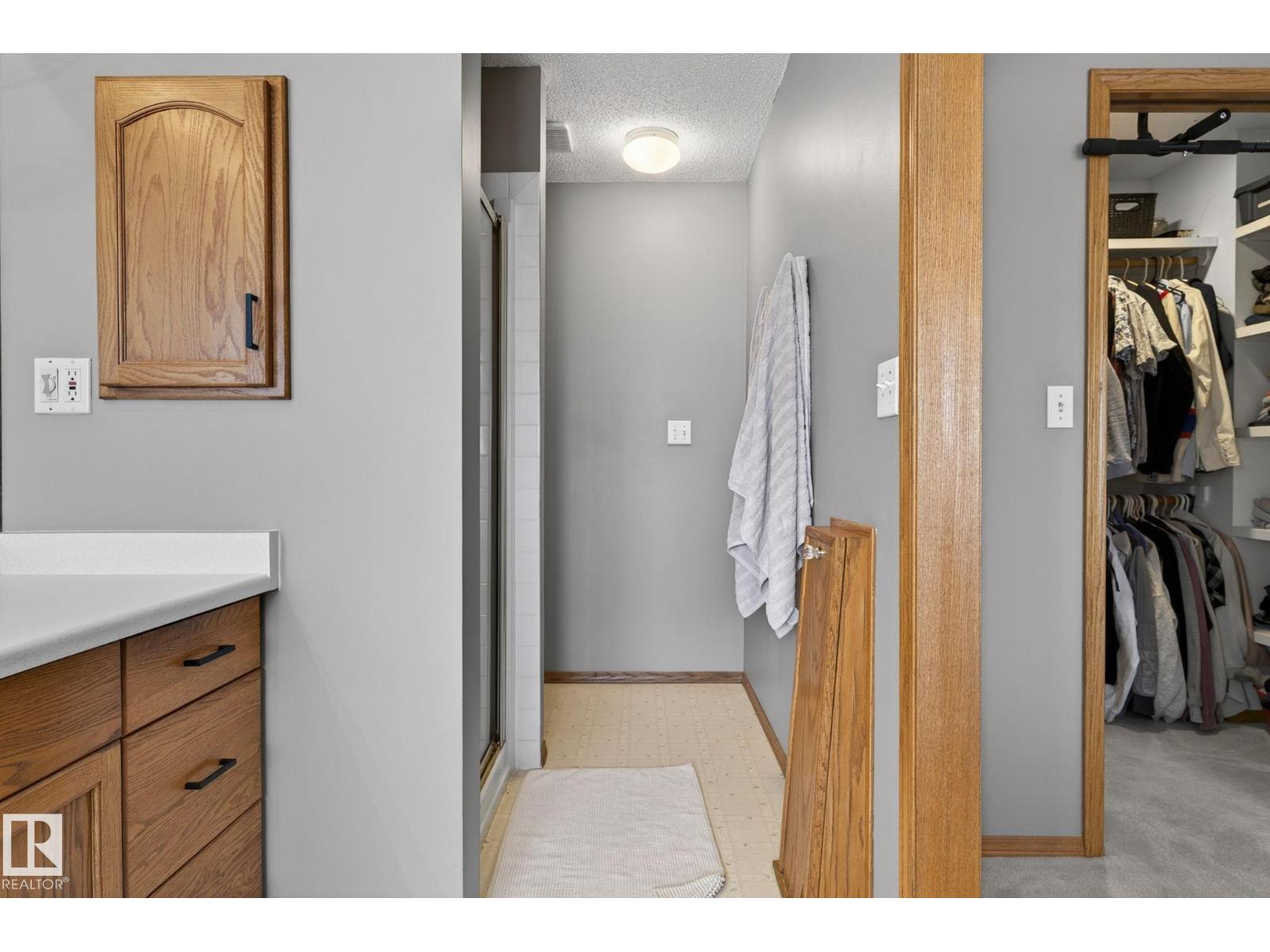 22 WESTPARK RD, Fort Saskatchewan