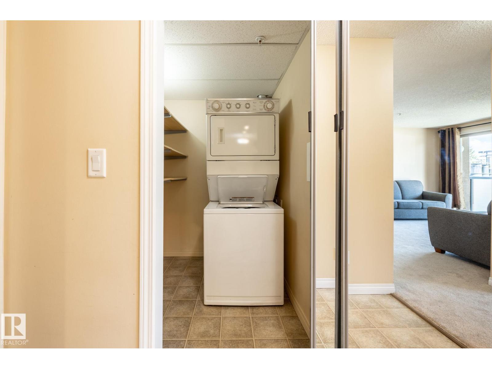 #214 13907 136 ST NW, Edmonton