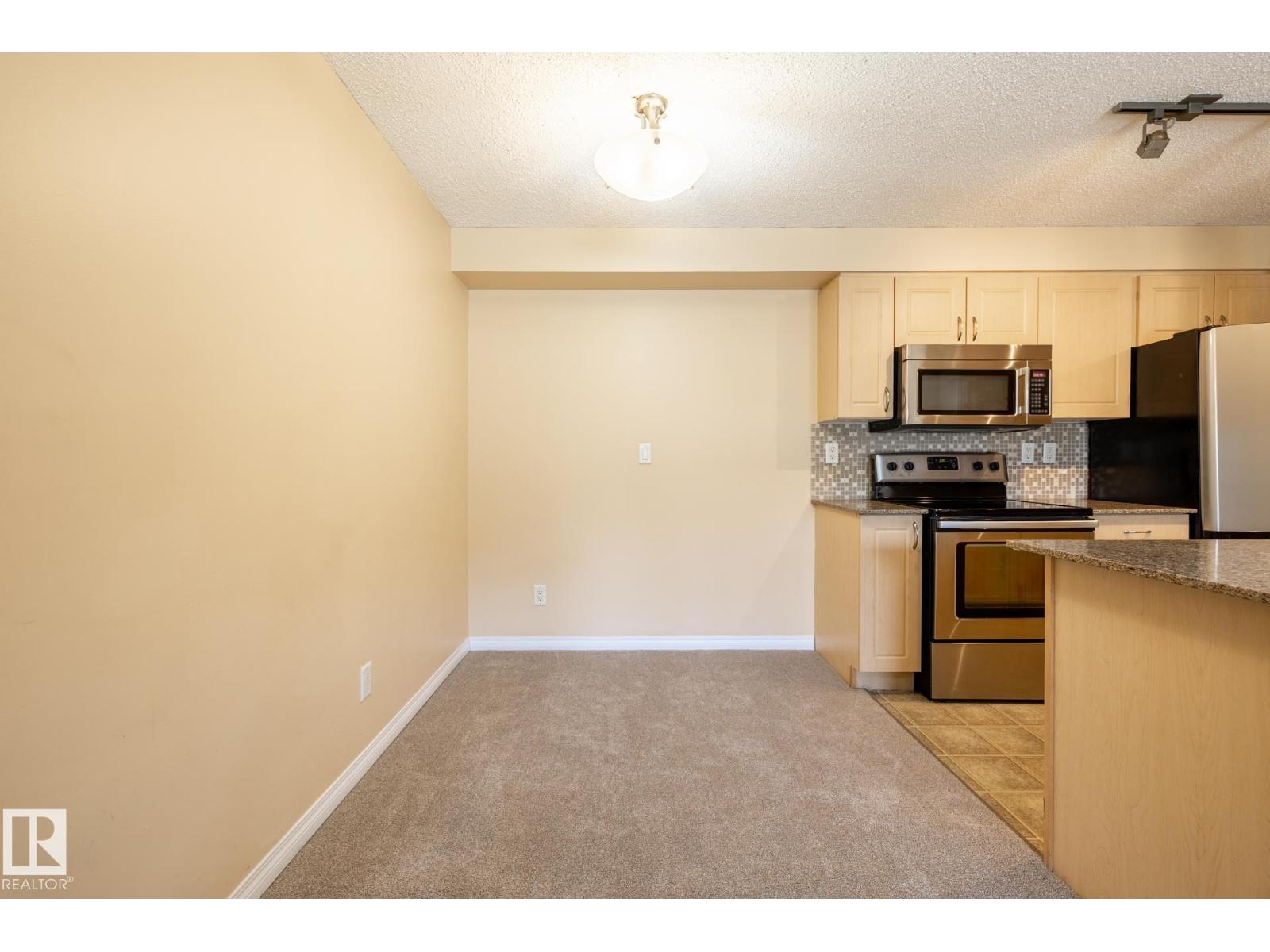 #214 13907 136 ST NW, Edmonton