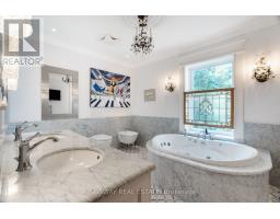 166 High Park Avenue, Toronto, ON M6P2S4 Photo 18