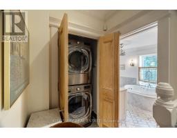 166 High Park Avenue, Toronto, ON M6P2S4 Photo 19