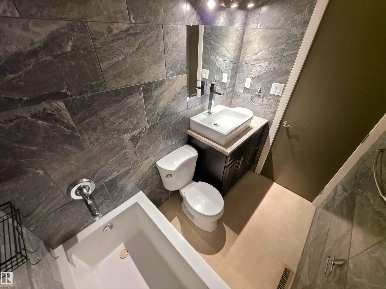 26 GREENWOOD WY, Sherwood Park