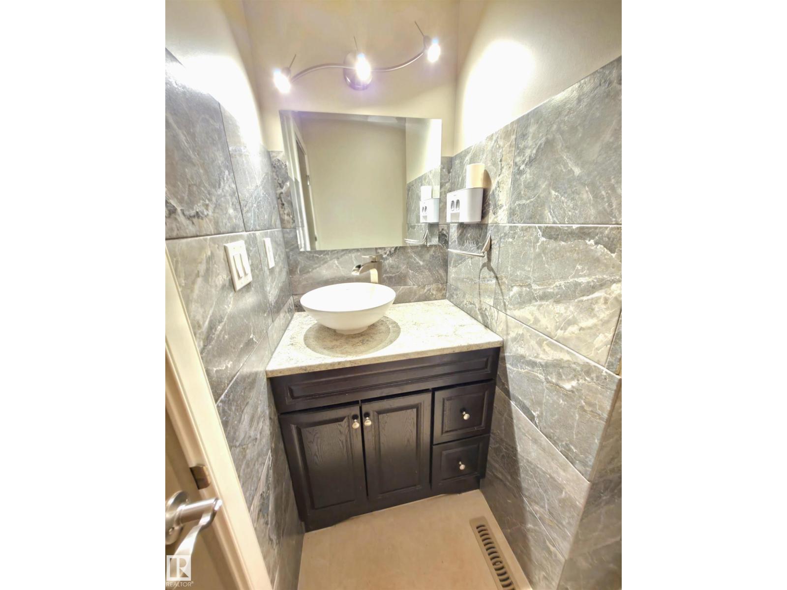 26 GREENWOOD WY, Sherwood Park