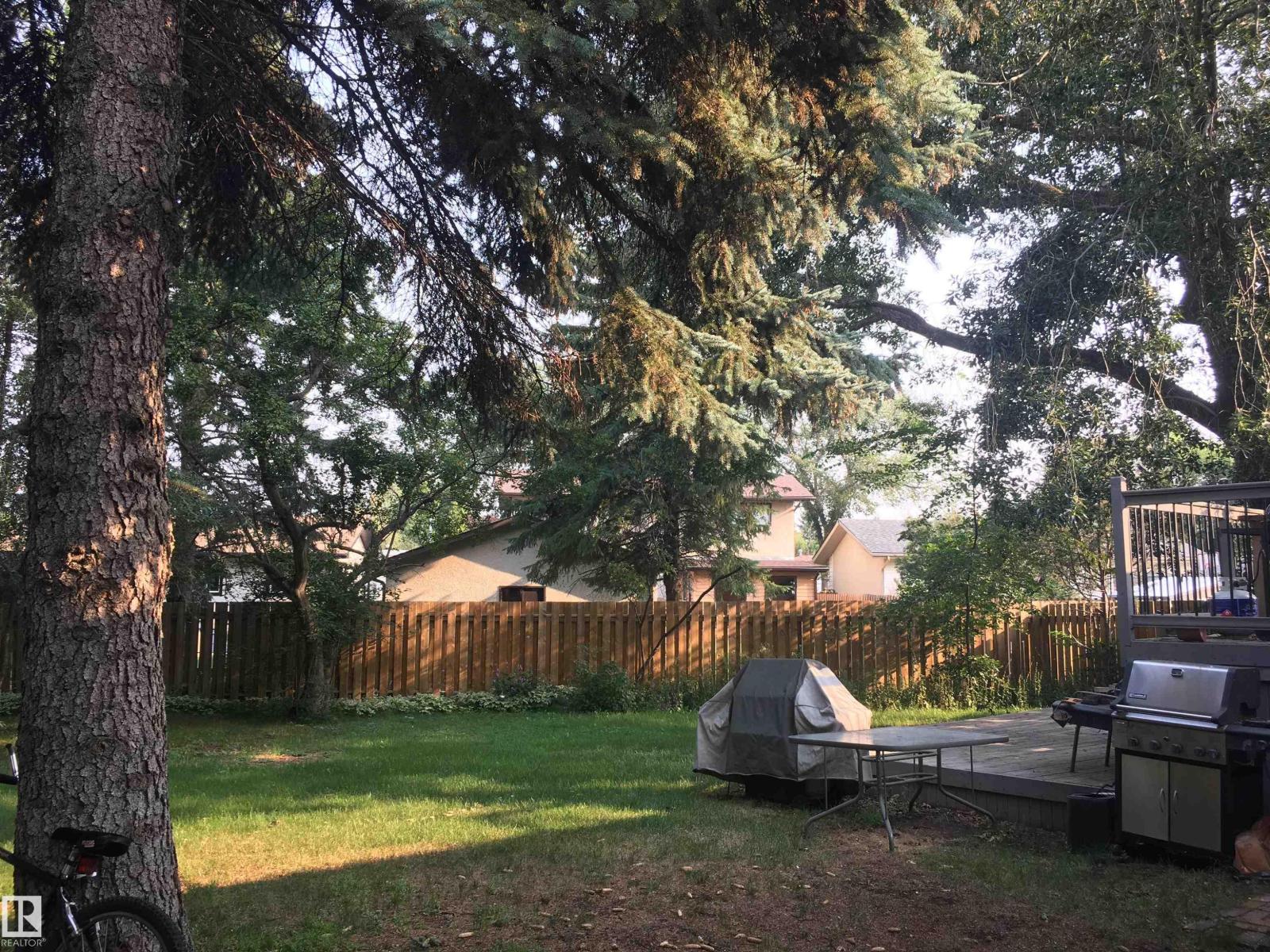 26 GREENWOOD WY, Sherwood Park