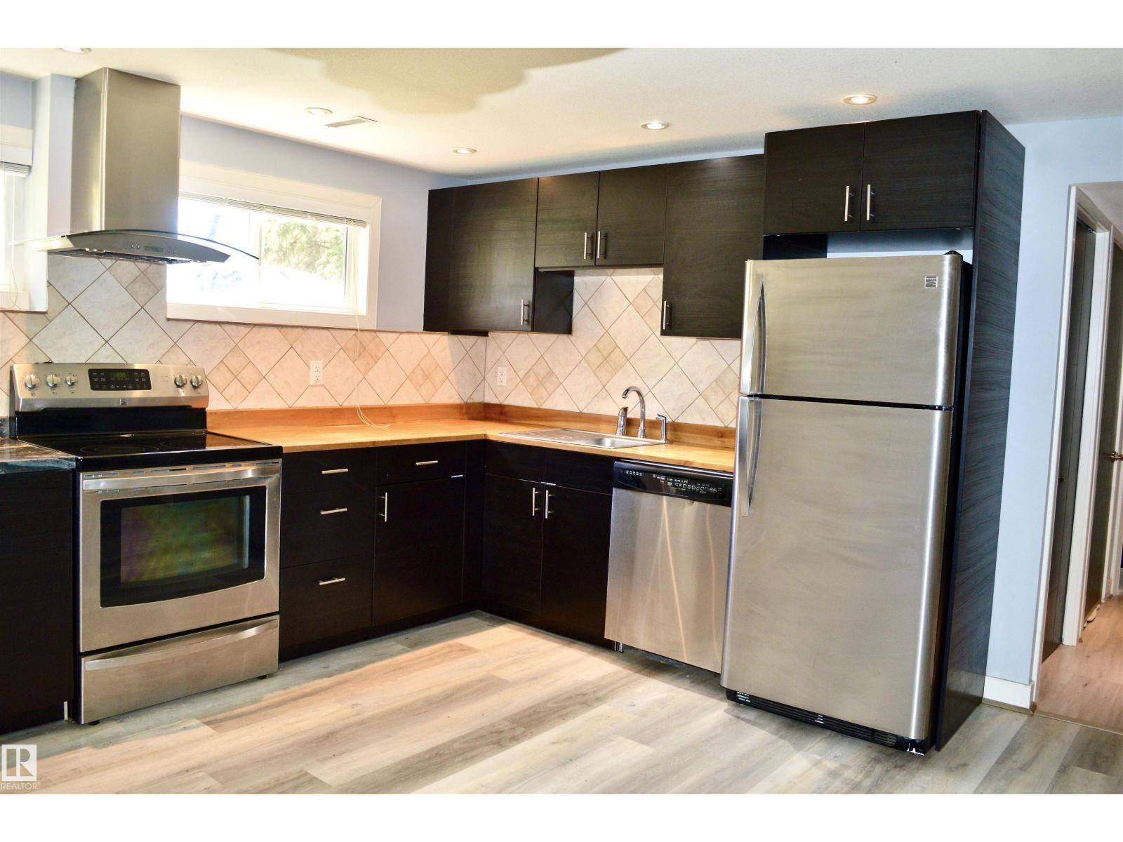 26 GREENWOOD WY, Sherwood Park