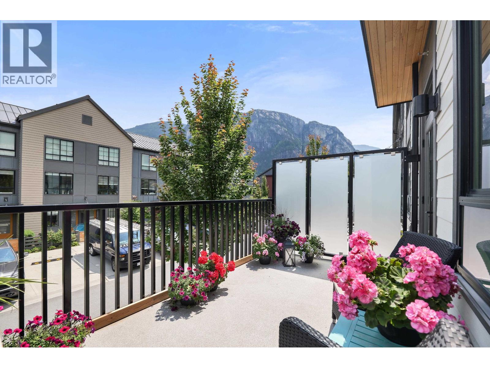 38043 HELM WAY, Squamish