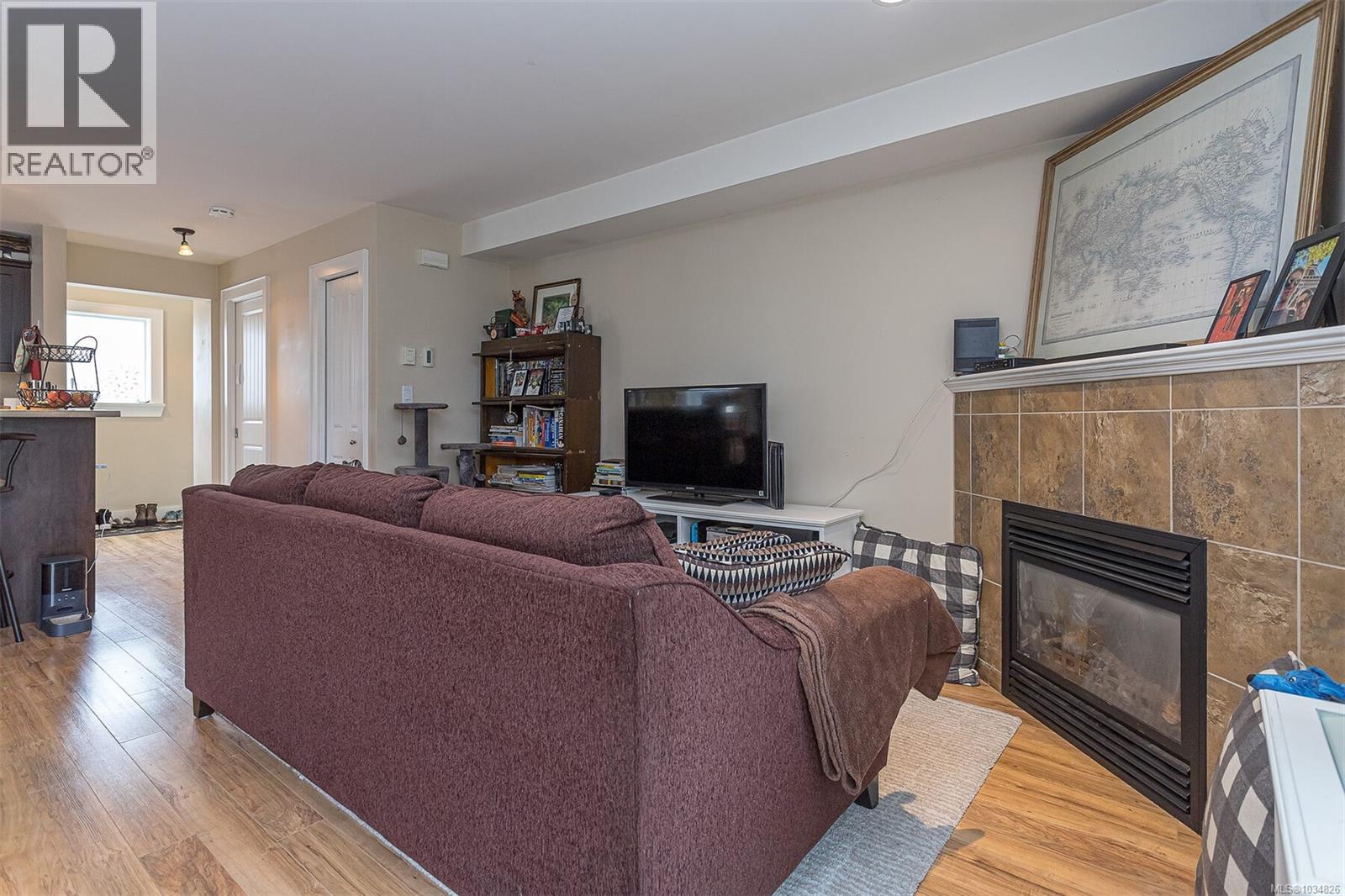 #1-5 1044 Hillside Ave - 5